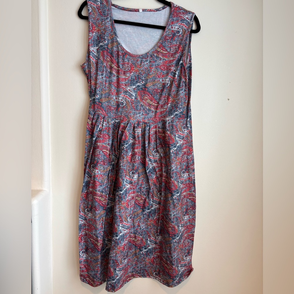 Elegant Paisley Print Midi Dress